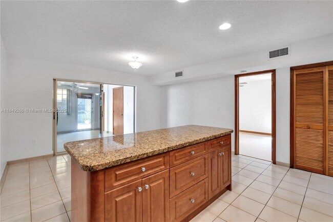Building Photo - 7811 SW 9th Terrace