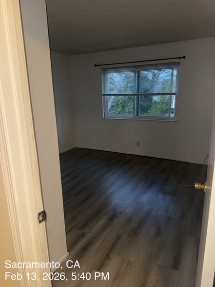 Building Photo - 5966 Walerga Rd