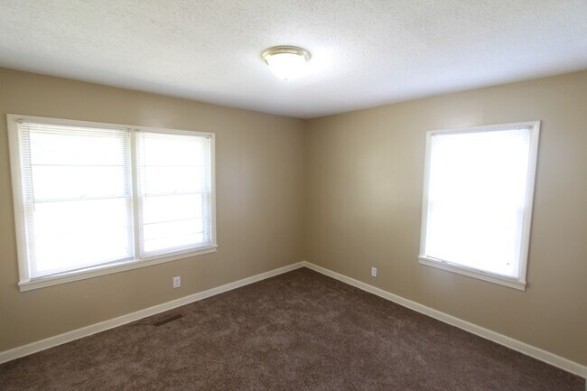 Building Photo - New On The Market! Loaded with Charm!  Get...