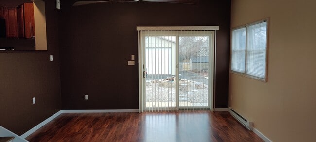 Building Photo - 2504 Levans Rd