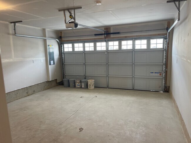 Building Photo - 35370 Wright Way