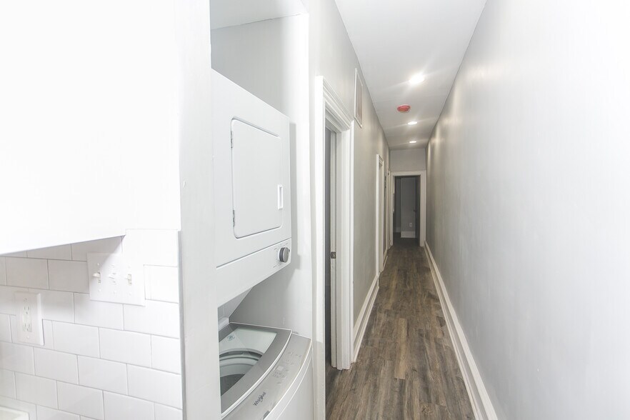 Primary Photo - 6217 Haverford Ave
