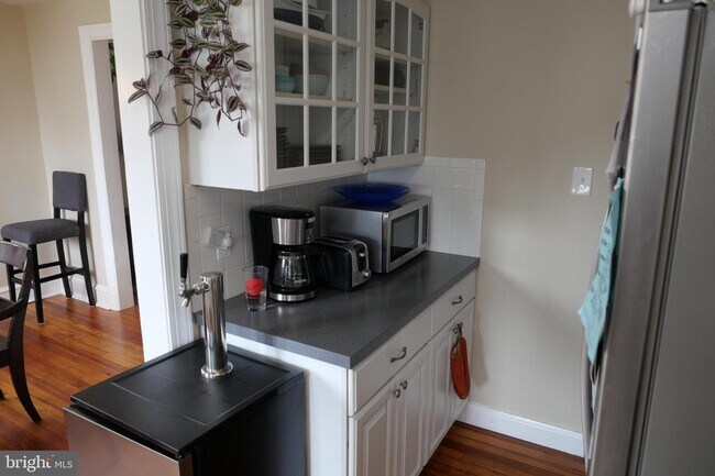 Building Photo - 2716 St Marys Rd