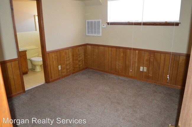 Building Photo - 1802 Polly Reed Dr