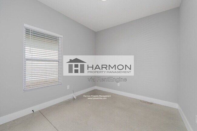 Building Photo - 2172 S Thatcher Ct
