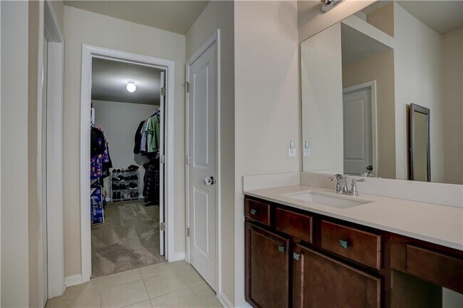 Building Photo - 1438 Brookmere Way