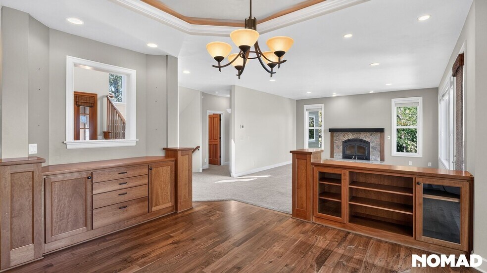 Building Photo - 453 Dellwood Dr