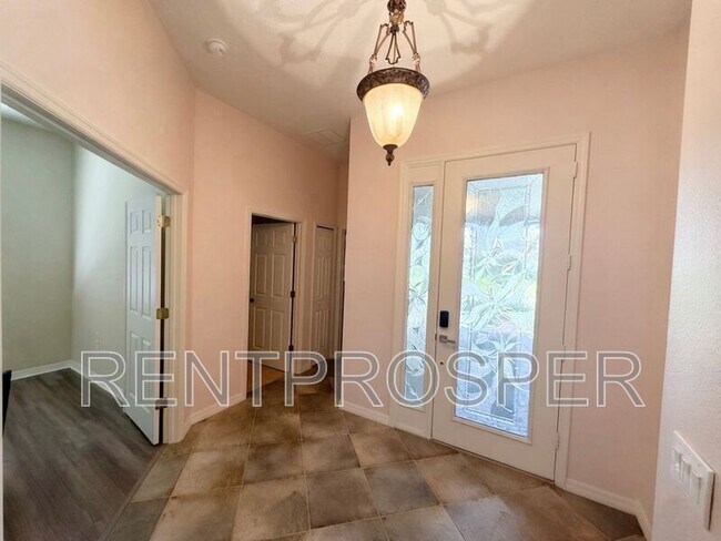 Building Photo - 129 Crepe Myrtle Dr