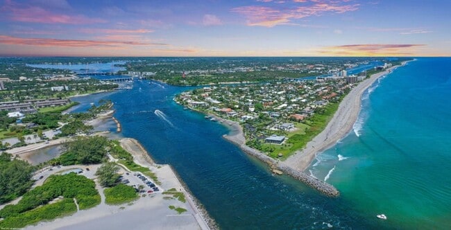 Building Photo - 208 Sims Creek Dr