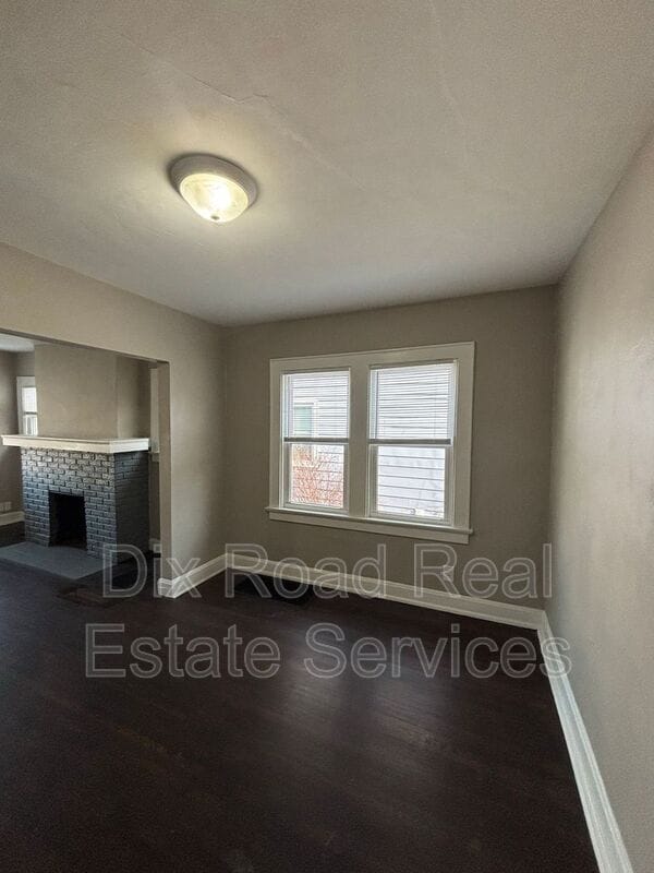 Building Photo - 525 Harrison Ave