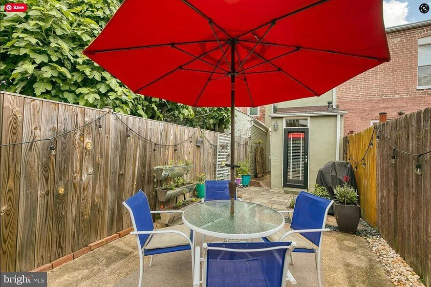 Entertain in your backyard! - 602 14th Pl NE