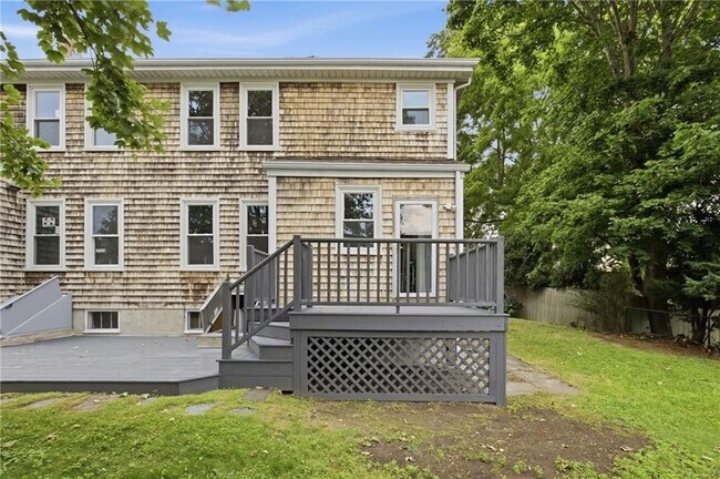 Building Photo - 19 Princeton St