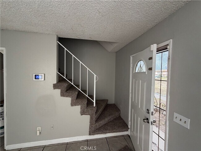 Building Photo - 16810 Village Ln