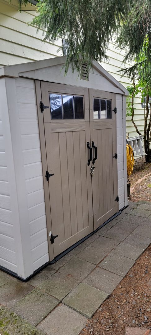 Building Photo - Stunning 4-Bedroom Home in Desirable Central Kitsap Location