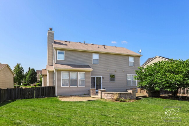 Building Photo - 2612 Lundquist Dr