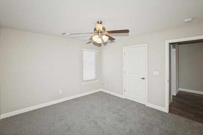 Building Photo - 15101 Helium Rd