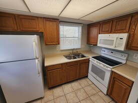 Building Photo - 2508 S Atlantic Ave