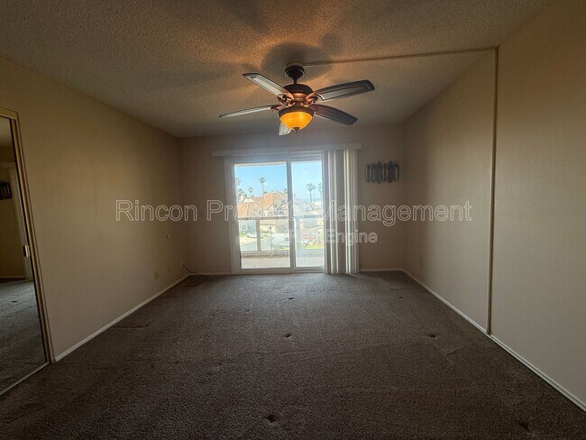 Building Photo - 556 Terrace View Pl