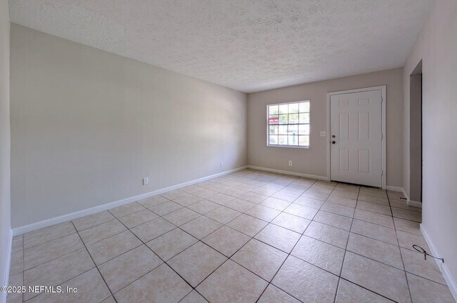 Building Photo - 2873 Yellow Pine Ct