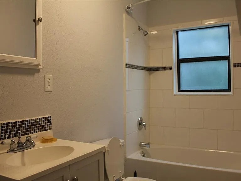 Bathroom - 319 Moody St