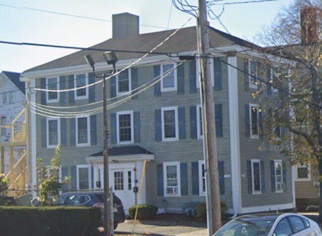 Building Photo - 111 Main St