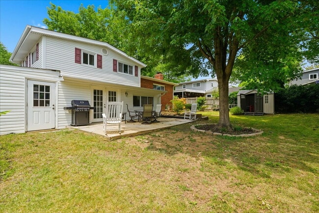 Building Photo - Charming Split-Level Home in the Heart of Alexandria