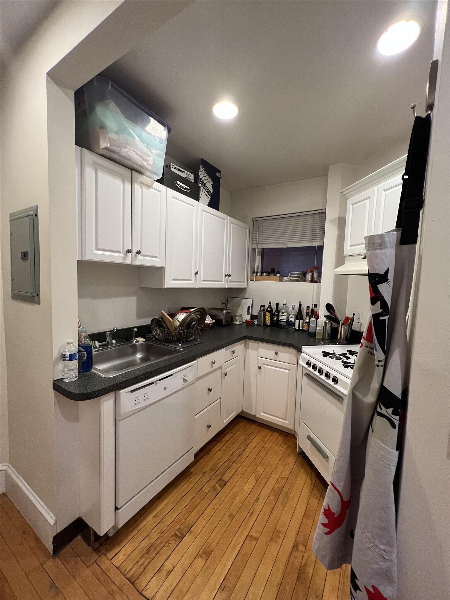 Building Photo - 331 Harvard St