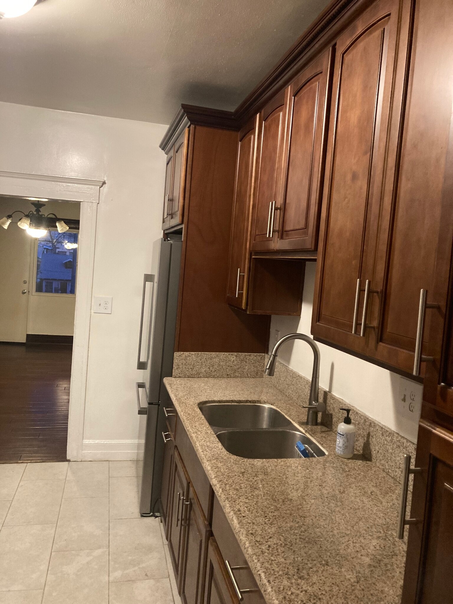 Building Photo - 2523 Alta St