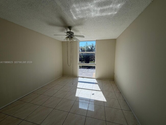 Building Photo - 16950 W Dixie Hwy