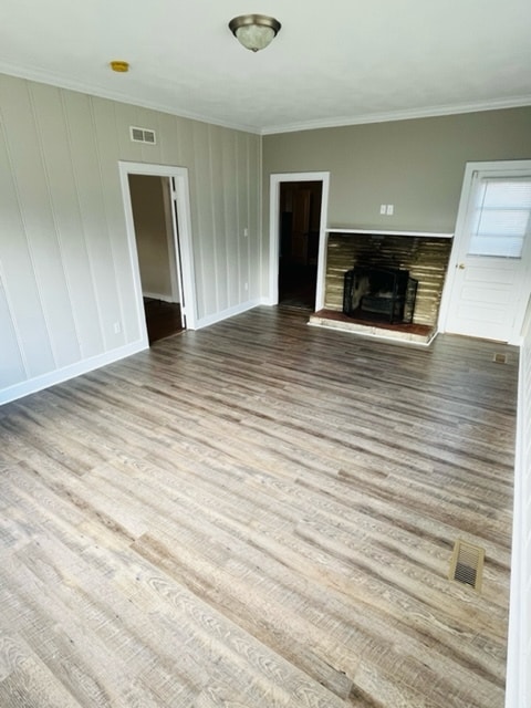 Building Photo - 415 E Cedar St