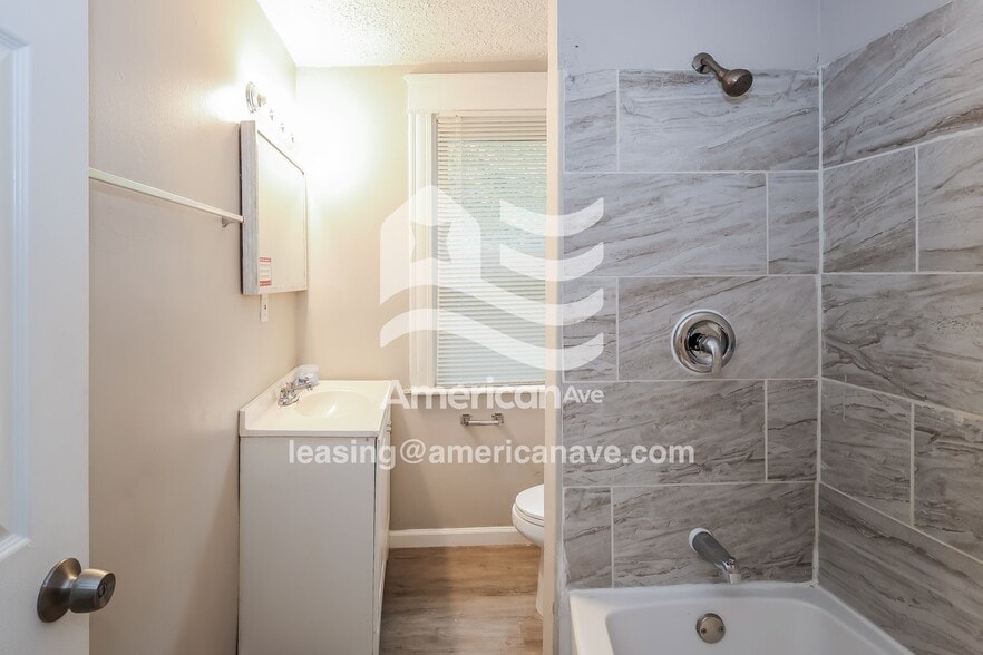 Building Photo - 318 Purcell Ave