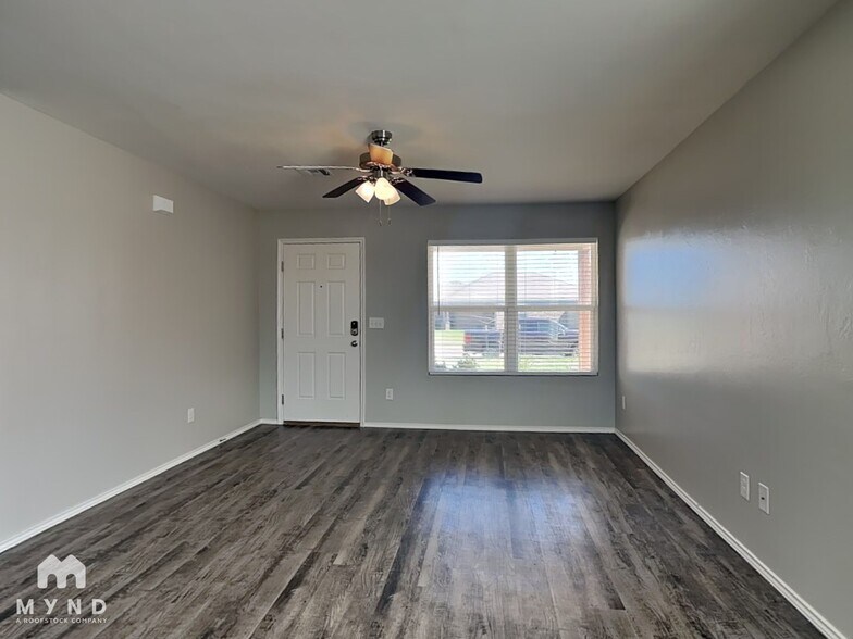 Building Photo - 12121 Jude Way