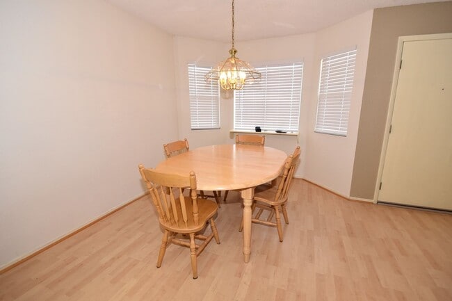 Building Photo - Cozy 2-Bedroom Condo at The Lakes – 2nd Fl...