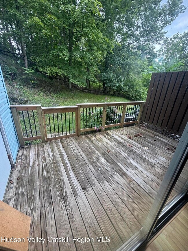 Building Photo - 201 Briarwood Ct