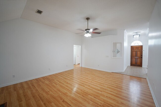 Building Photo - Available Soon!