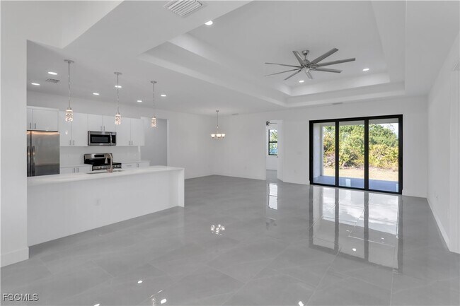 Building Photo - 3308 35th St W