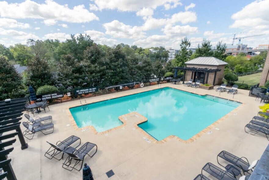 Building Photo - 31 Station Ct