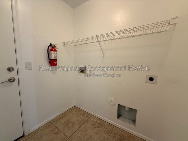 Building Photo - 11728 W Avenida Del Sol
