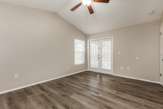 Building Photo - 13208 Sharondale Ct