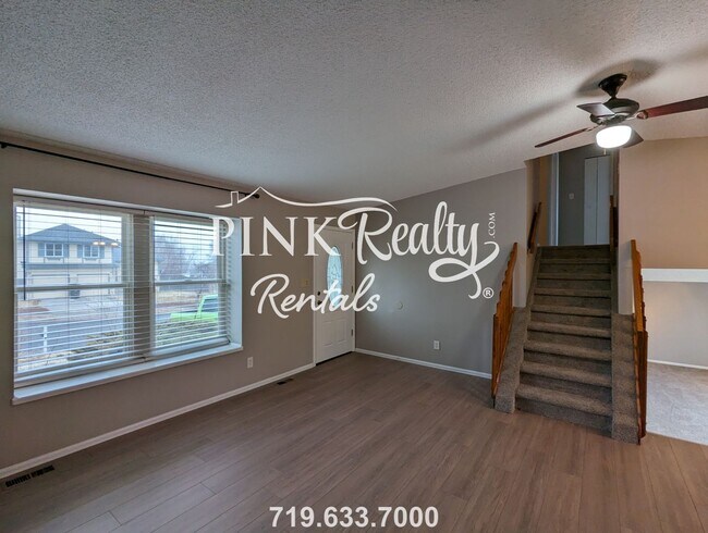 Building Photo - 3418 Foxridge Dr
