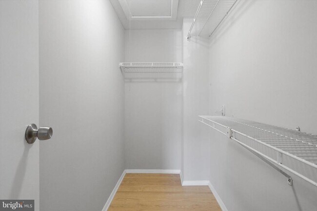 Building Photo - 8385 Brockham Dr