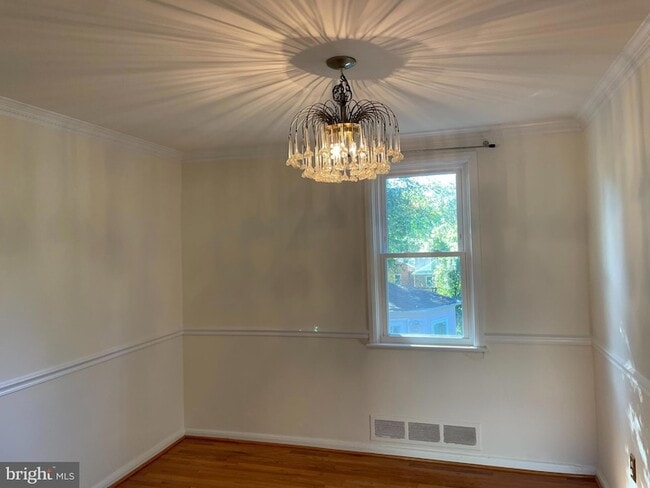 Building Photo - 610 Ritchie Ave