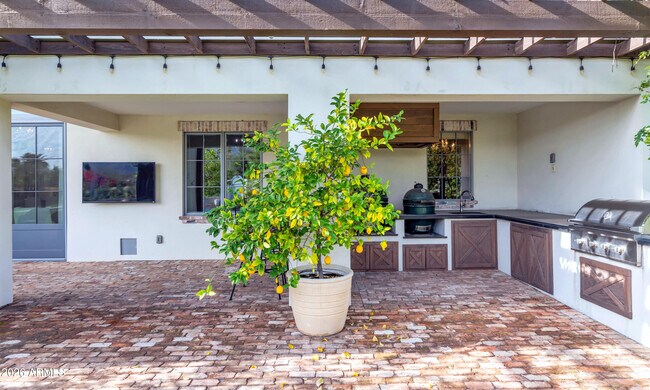 Building Photo - 5119 N 41st St