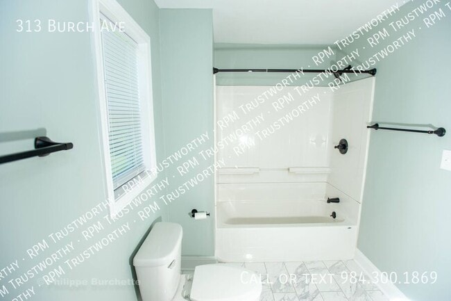 Building Photo - 313 Burch Ave