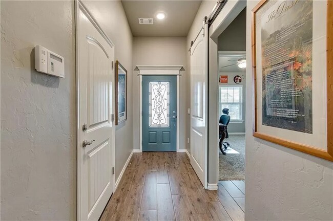 Building Photo - 8309 NW 160th Ct