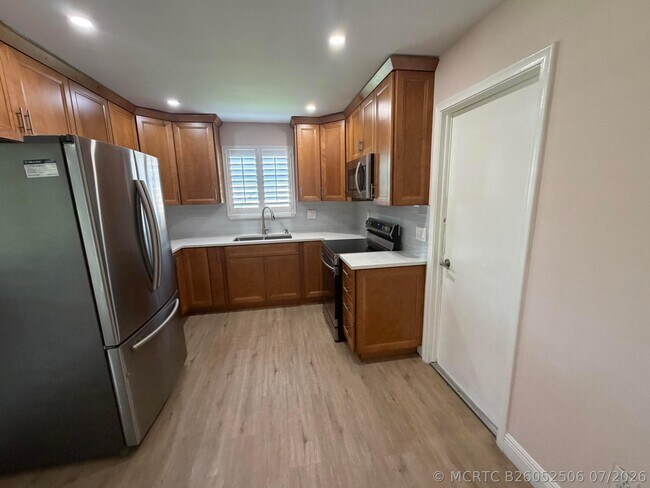 Building Photo - 4733 Bison St
