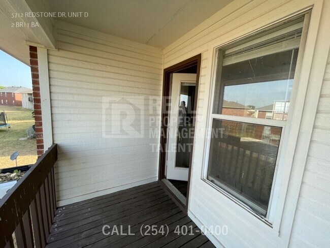 Primary Photo - 5712 Redstone Dr