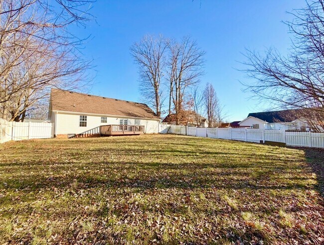 Building Photo - 1636 Cedar Springs Cir