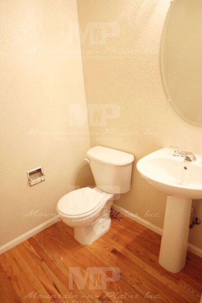 Building Photo - 3826 Eclipse Ln