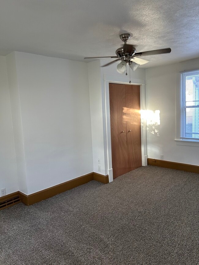 Building Photo - 1910 1st St